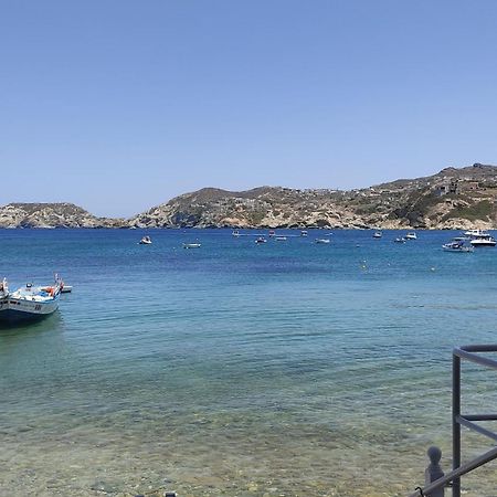 Komissa΄S Beach House Agia Pelagia Eksteriør billede