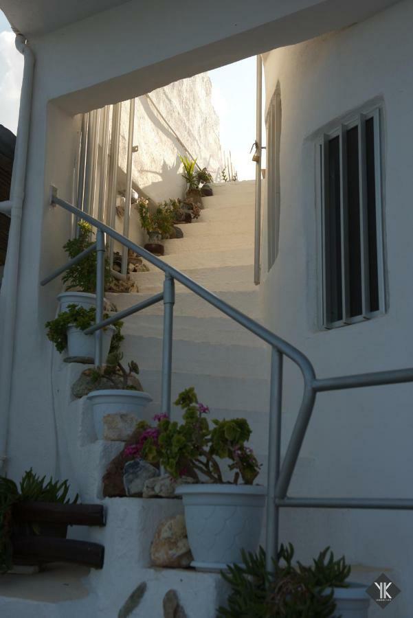 Komissa΄S Beach House Agia Pelagia Eksteriør billede