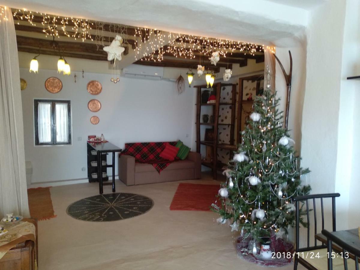 Komissa΄S Beach House Agia Pelagia Eksteriør billede