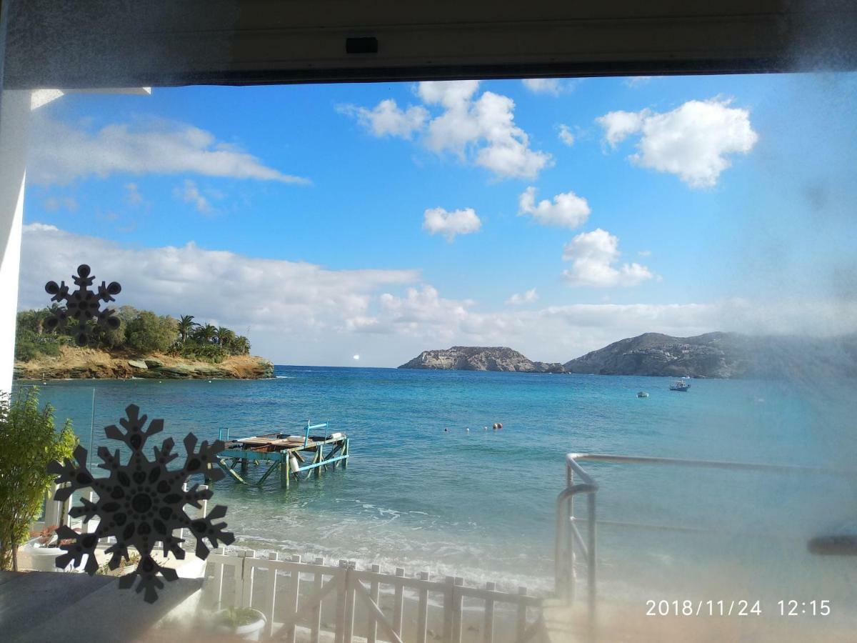 Komissa΄S Beach House Agia Pelagia Eksteriør billede